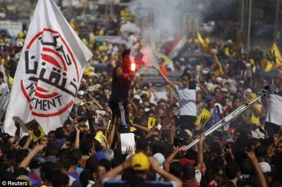 ການໃຊ້ຄວາມຮຸນແຮງຢູ່ອີຢິບ ເຮັດໃຫ້ມີຜູ້ເສຍຊີວິດ ແລະ ຮັບບາດເຈັບ ນັບສິບໆຄົນ